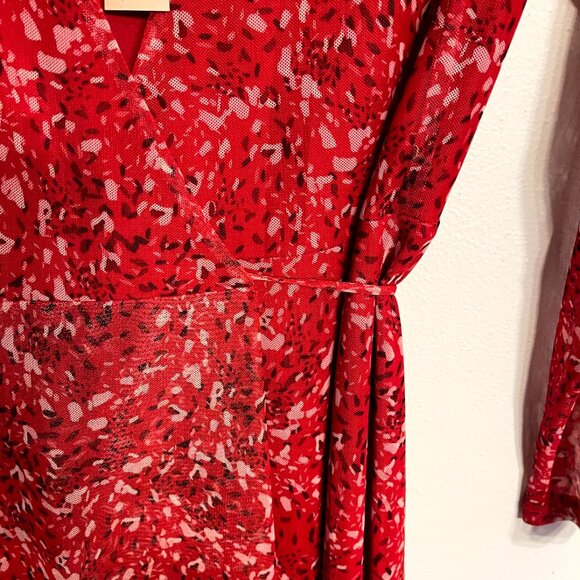 NWT Red BCBGeneration Red Floral Long Sleeve Wrap Dress Size 16 Mesh - Picture 7 of 10
